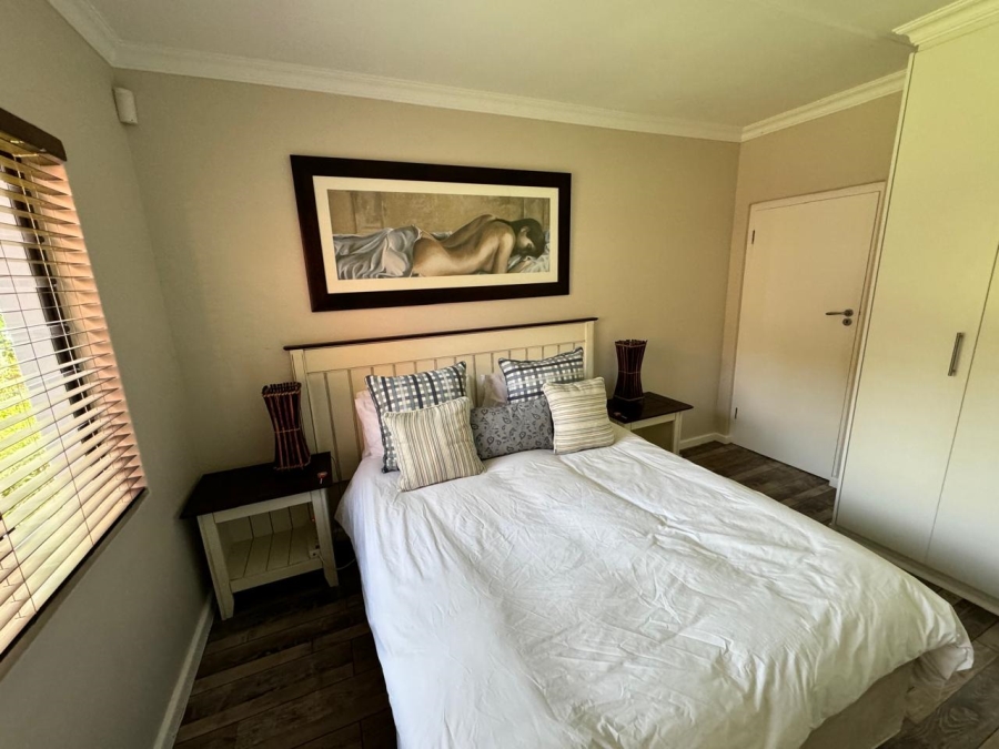 To Let 5 Bedroom Property for Rent in Hersham Western Cape